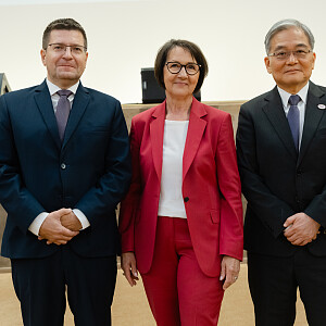KONFERENCJA-370.jpg
